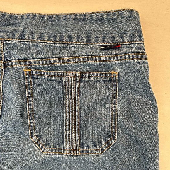 Tommy Hilfiger Women’s Flare Jeans Size 11 Medium Wash Y2K Boho Trendy EUC - Picture 8 of 10
